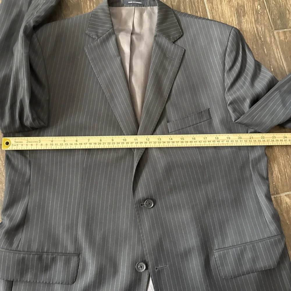 Daniel Cremieux Loro Piana Suit 44R 38x30 Gray Pinstripe Super 130's Wool Canada